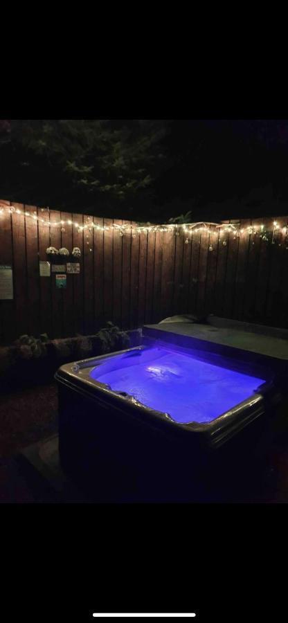 Chalet Bankhead With Hot Tub In Aberdeenshire Gamrie